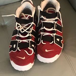 Nike Air More Uptempo Bulls Size 10